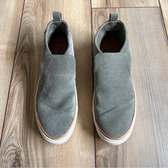 TOMS Paxton Shoe - Picture 2 of 12